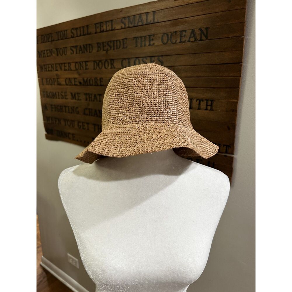 Aritzia Sunbeam Raffia Bucket Hat